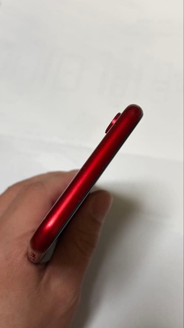 iPhoneXR本体 128GB RED バッテリー最大容量81% キャリアau