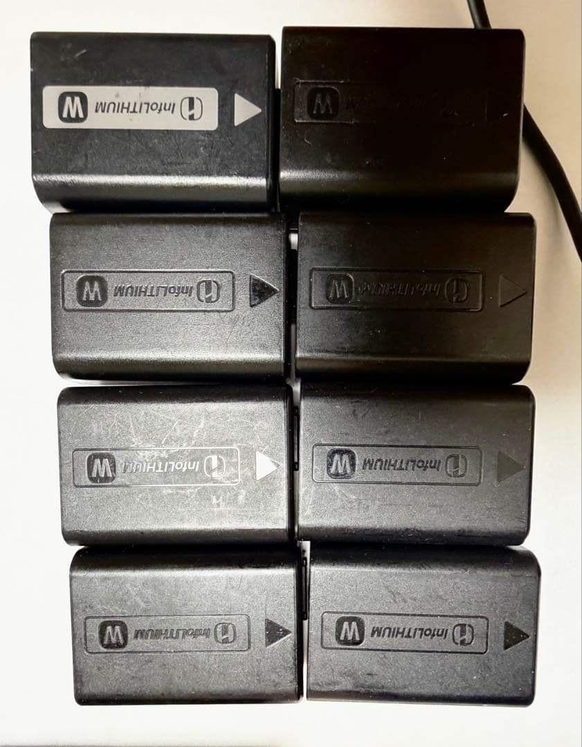 Sony α6400 ダブルズームレンズキット★バッテリー8個付