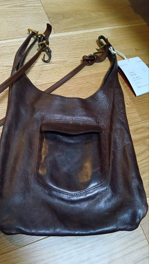 niceness H.R.Lowe レザー