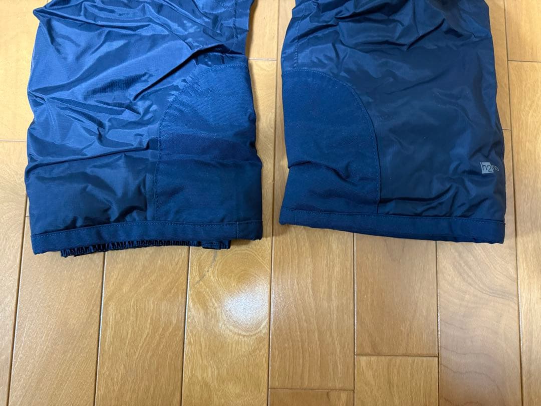 【tatsu】patagonia スノーウェア　4T（子供用）