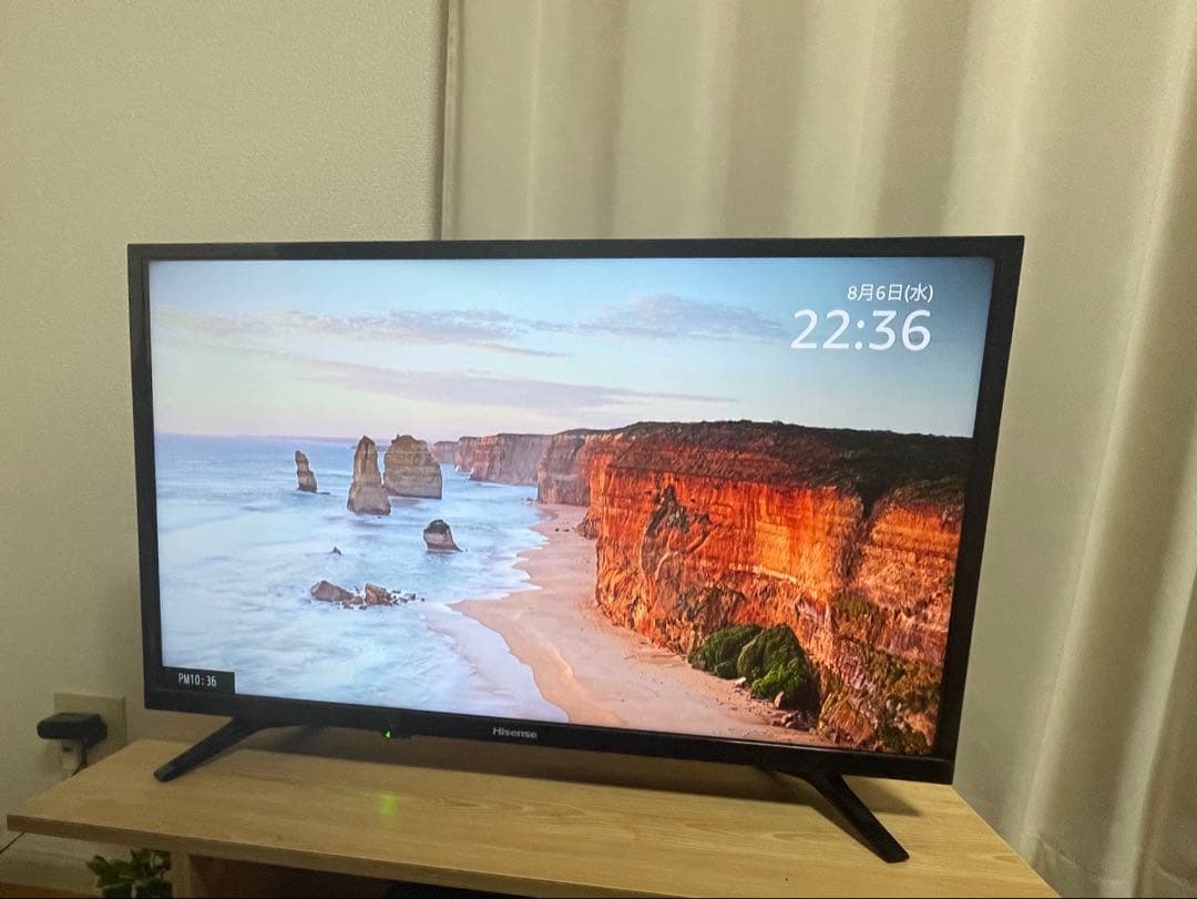 Hisense 32インチ　テレビ