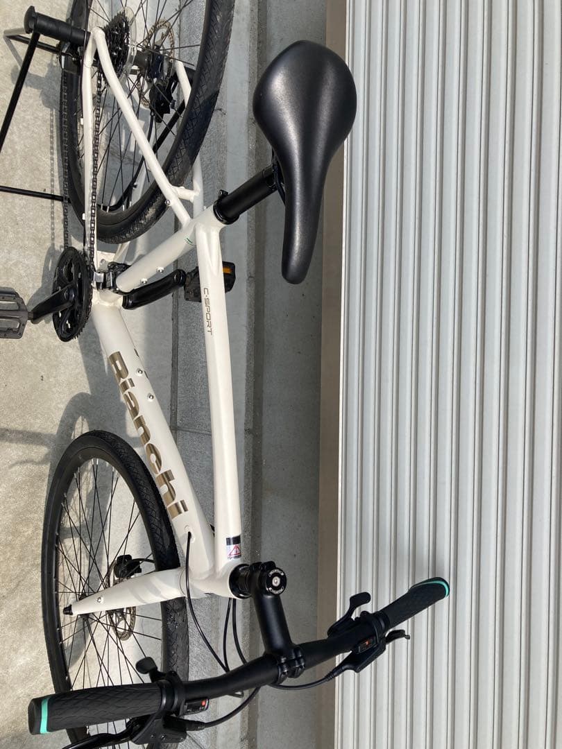 ビアンキ C-SPORT2 油圧ディスクブレーキ　　美品屋内保管　マットホワイト