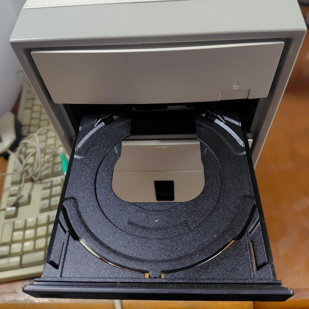 ジャンク/デスクトップPC キーボード・マウス付き　ハードディスク無し