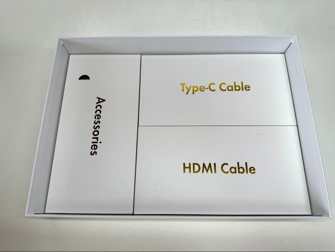 有機EL 4K 15.6インチ モバイルモニター RO-156NU