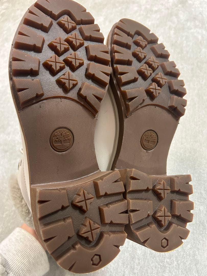 【美品】ティンバーランド　キンズリー 6インチ ウォータープルーフ ファー24