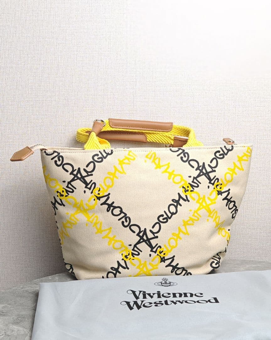 Vivienne Westwood ロゴキャンバスバッグ　ショルダーバッグ