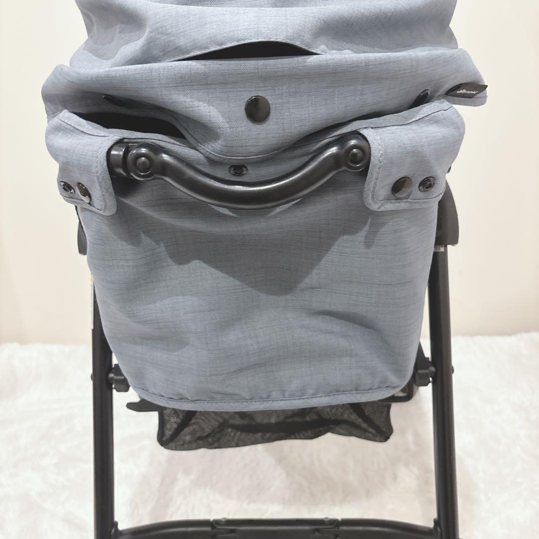 【極美品・おまけ付】Combi コムペット ミリミリライト レイクブルー