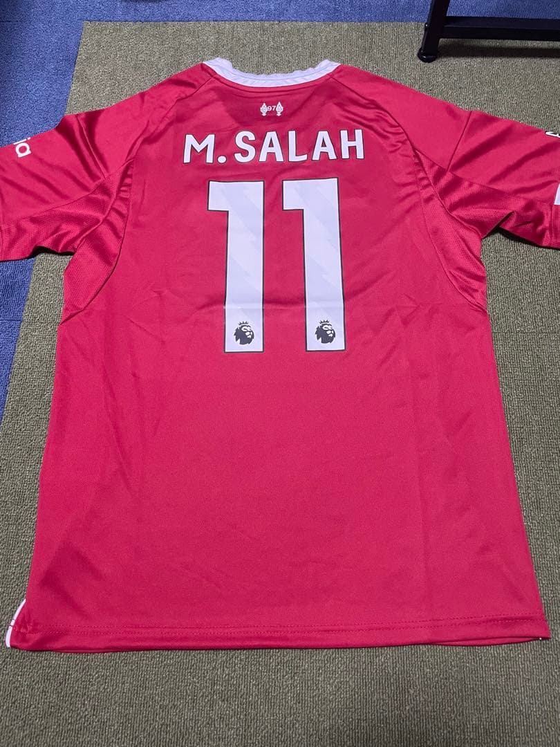 リバプール モハメド・サラー11番 シャツ Lサイズ　新品　タグ付き