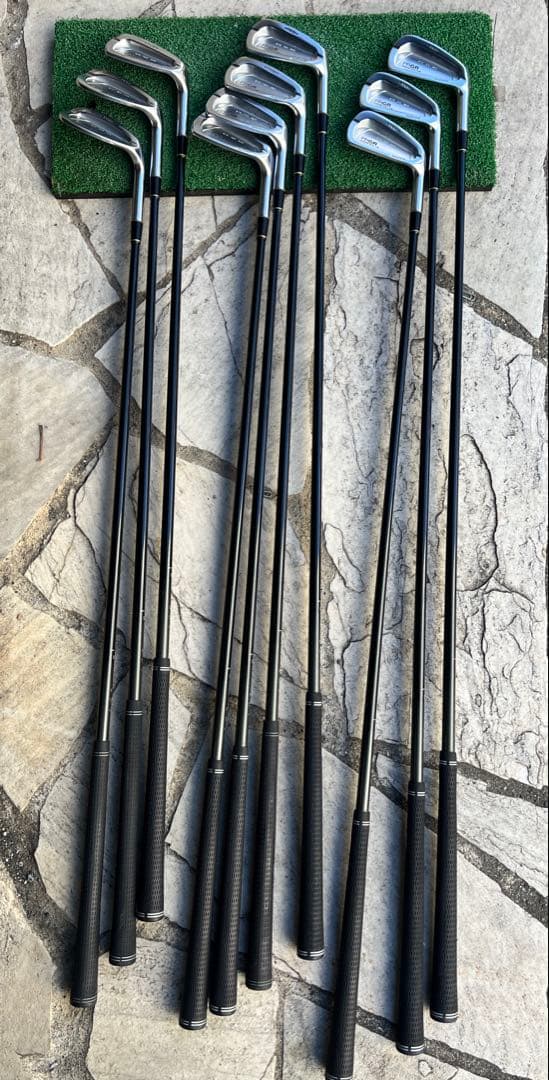 プロギア　DATA801 アイアンセット #3からP,A,S 10本