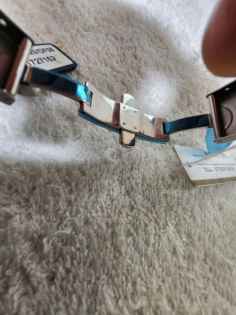 ★鑑定済★　コルム　CORUM　レディース　腕時計　未使用　不動