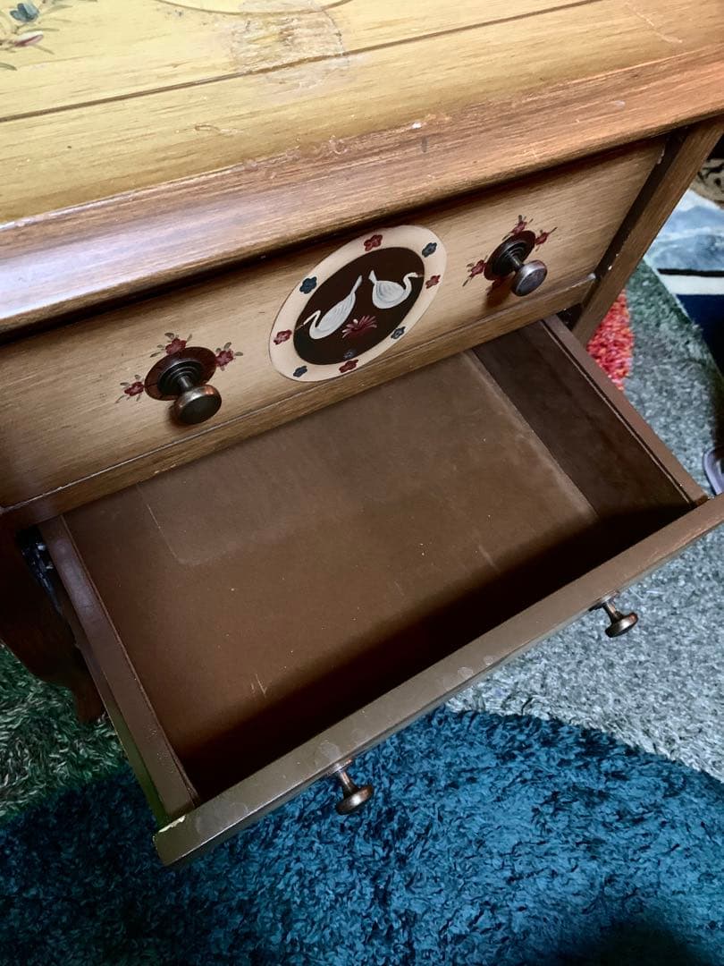 アンティーク　キャビネット　トールペイント　チェスト