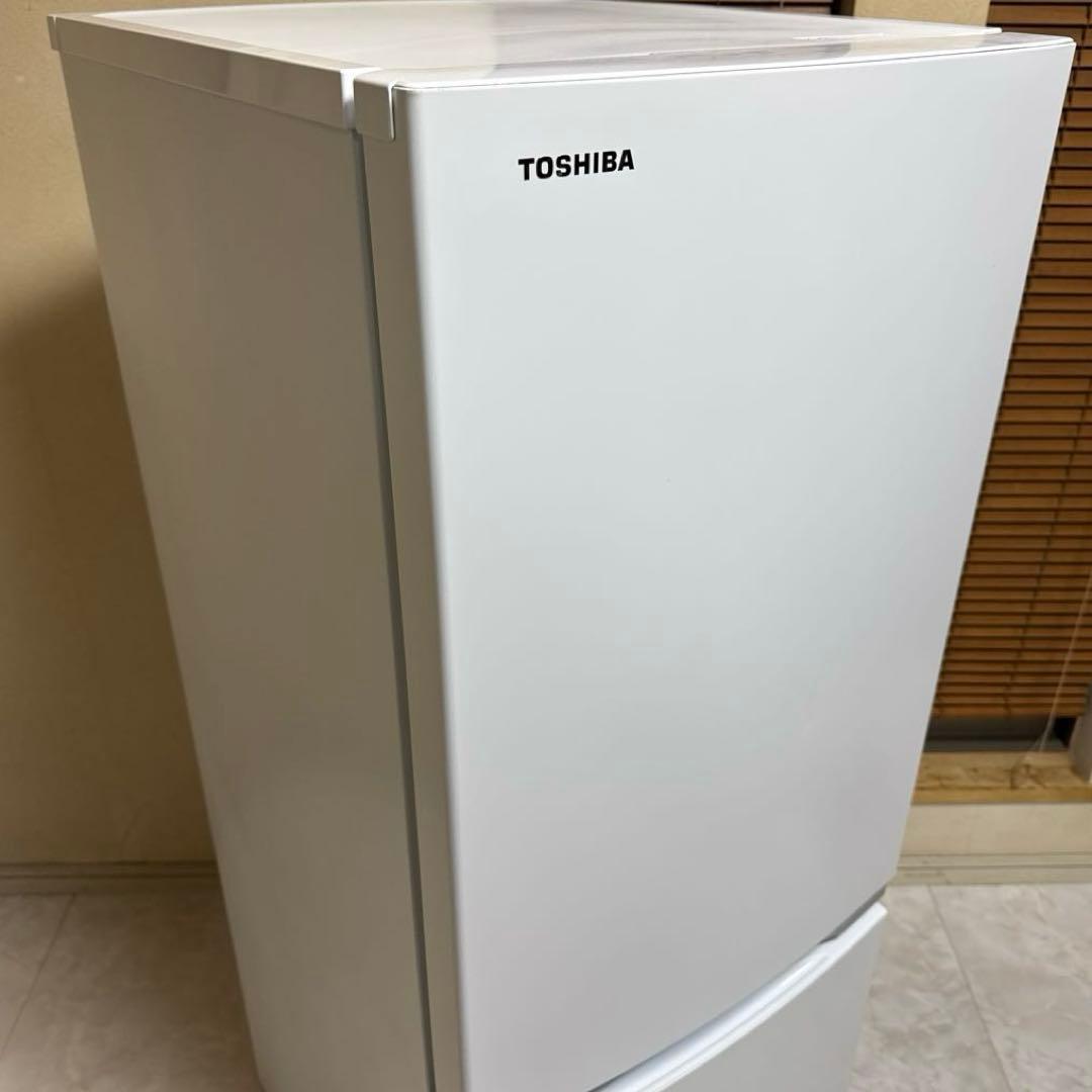 美品 TOSHIBA 2020製 冷蔵庫 スタイリッシュ人気モデル 153L