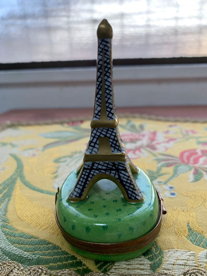 リモージュボックス　フランス製　エッフェル塔の小物入れやっぱり可愛いです！