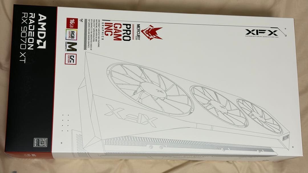 XFX Mercury AMD Radeon RX9070XT ホワイト