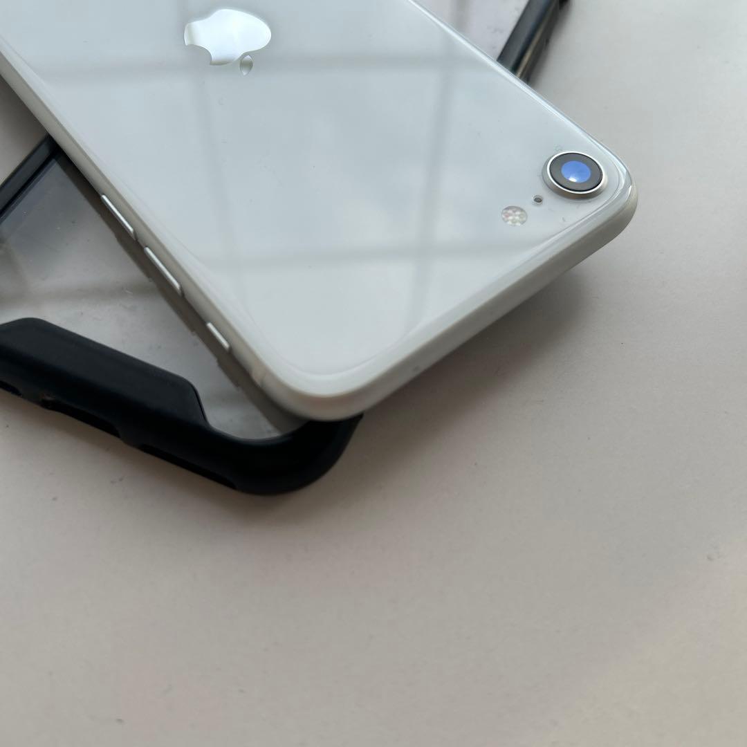 Apple iPhone SE2 ホワイト SIMフリー