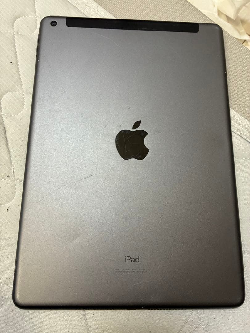 Apple iPad スペースグレー 画面ひび割れ