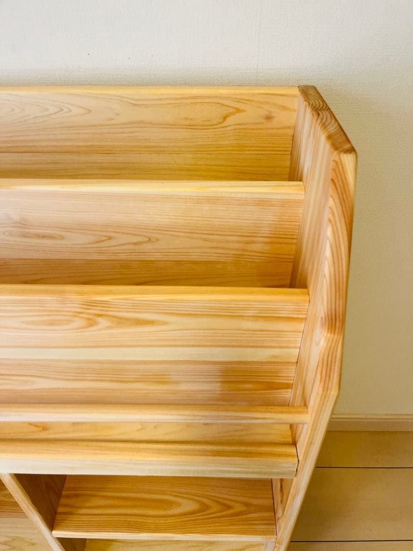 ひのきの絵本棚　ブックシェルフ　本棚　無垢材家具　桧　檜