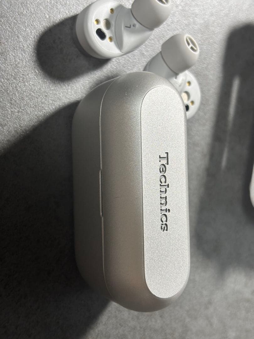 Technics AZ60M2 シルバー