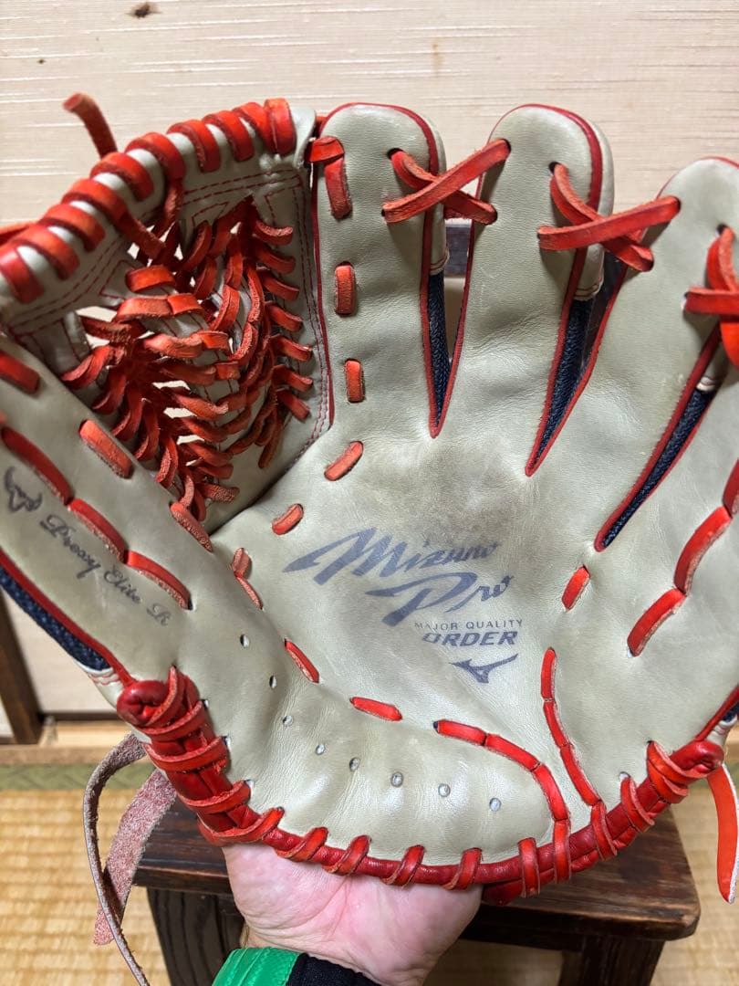 ミズノ プロ　軟式グローブ オーダー　内野用