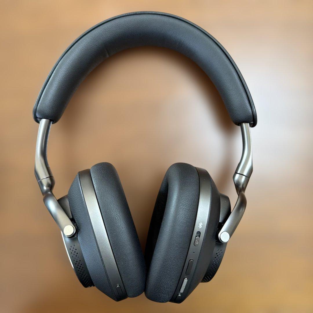 ヘッドホン Px8 BLACK