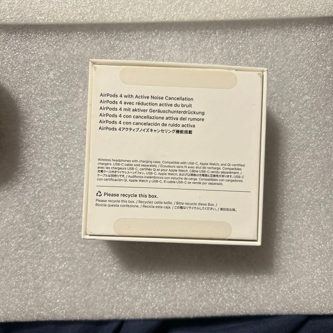 AirPods 第四世代 ANC搭載モデル　保護ケース付