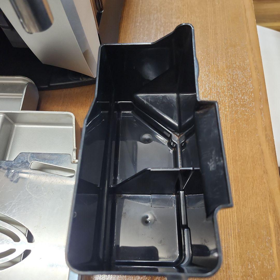 デロンギ ESAM03110 全自動コーヒーメーカー マグニフィカ（ジャンク）