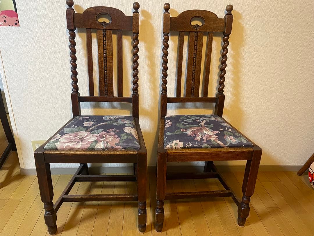 イギリスアンティーク　ダイニングチェア　２