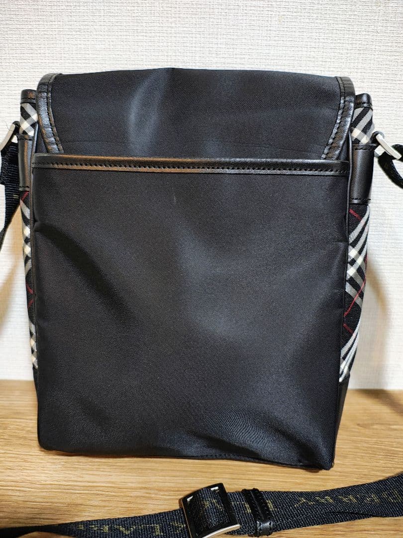 sanzoku　Burberry　BLACK LABEL ショルダーバッグ