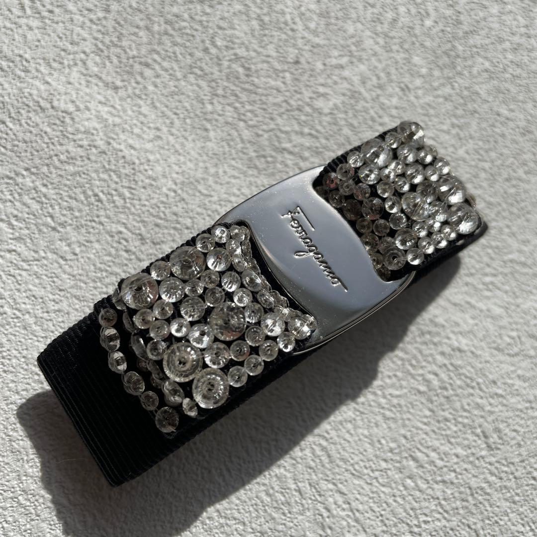 Ferragamo barretteフェラガモバレッタ ヴァララインストーン