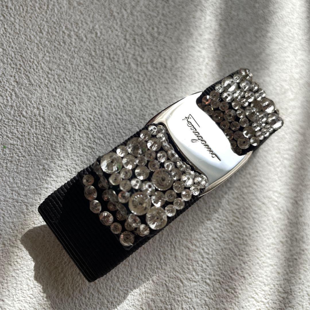 Ferragamo barretteフェラガモバレッタ ヴァララインストーン