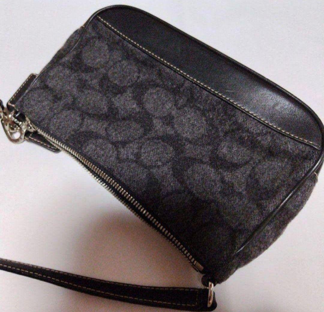 【限定セール！！】COACH アクセサリーポーチ シグネチャー ハンドバッグ