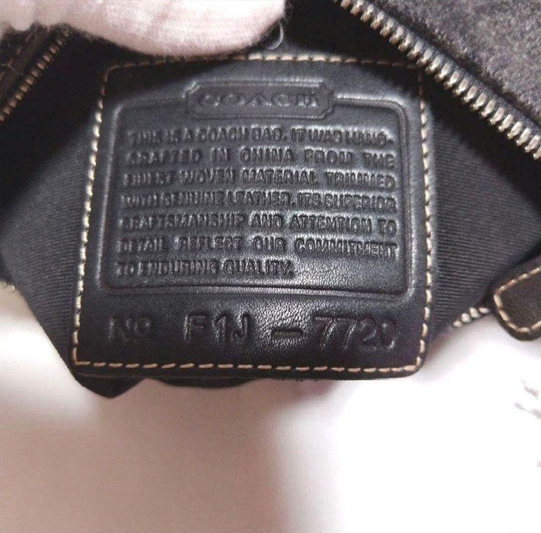 【限定セール！！】COACH アクセサリーポーチ シグネチャー ハンドバッグ