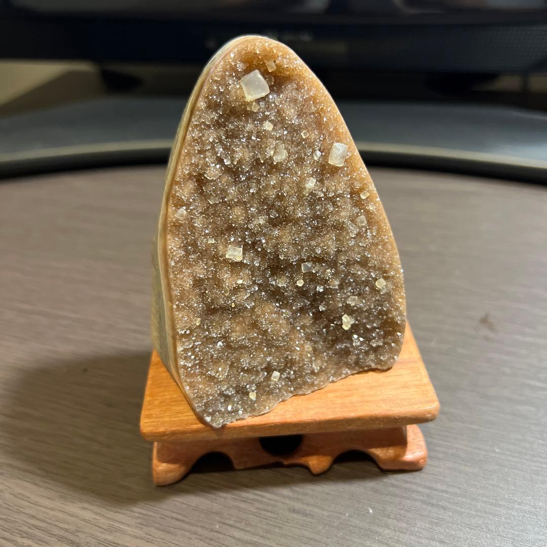 高品質 アメジストドームミニクラスター 希少色共生タイプ台座込み送料無料