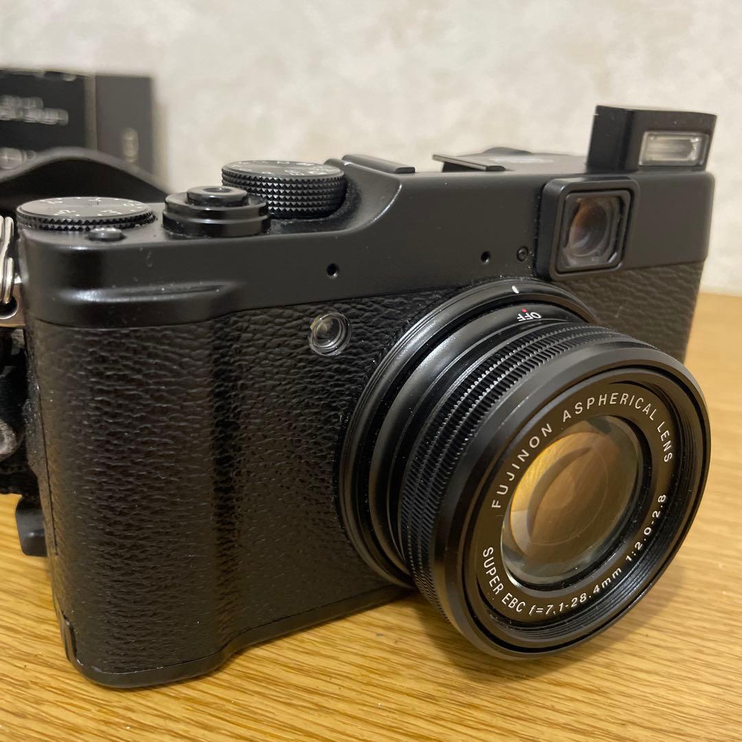 FUJIFILM X10 デジタルカメラ 本体