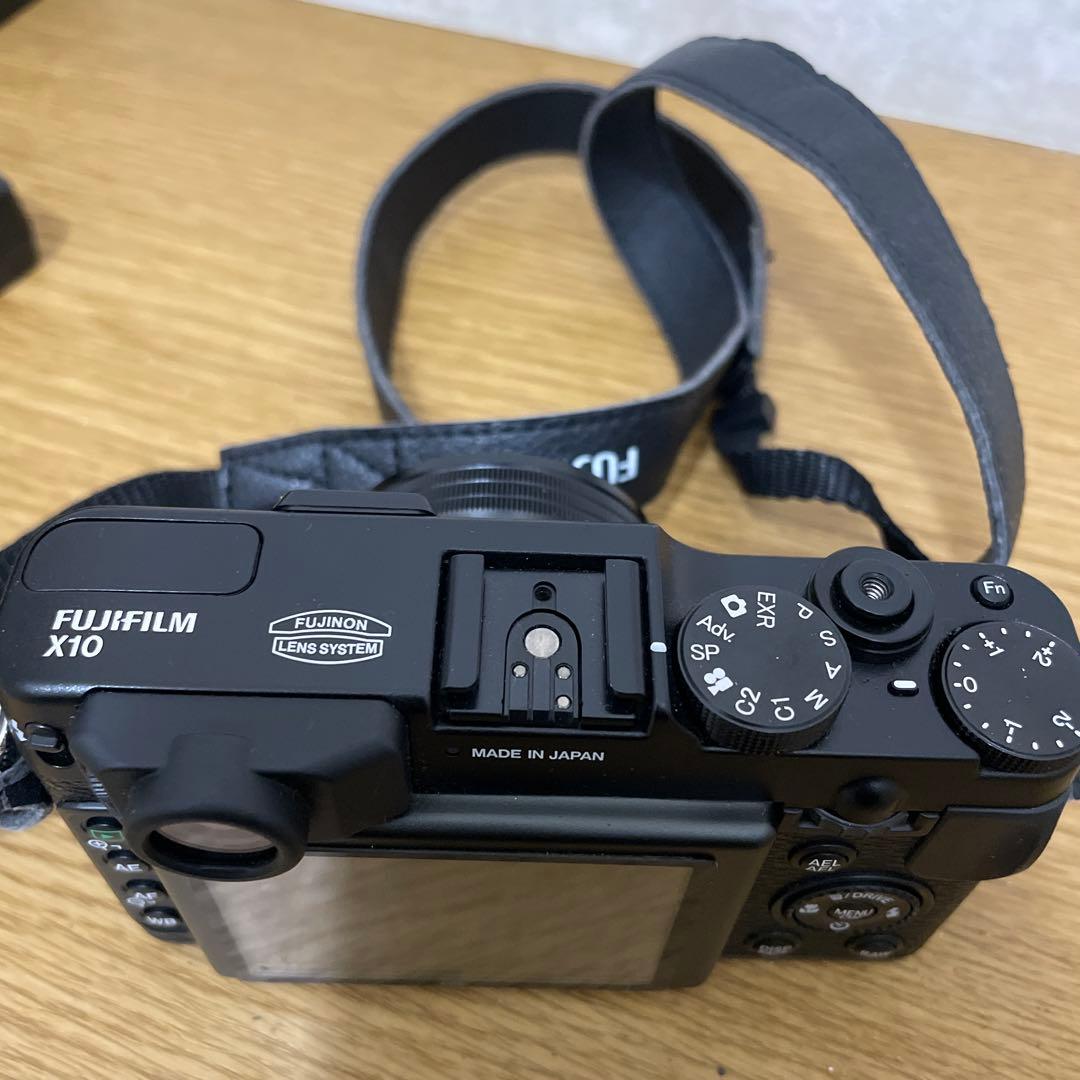 FUJIFILM X10 デジタルカメラ 本体