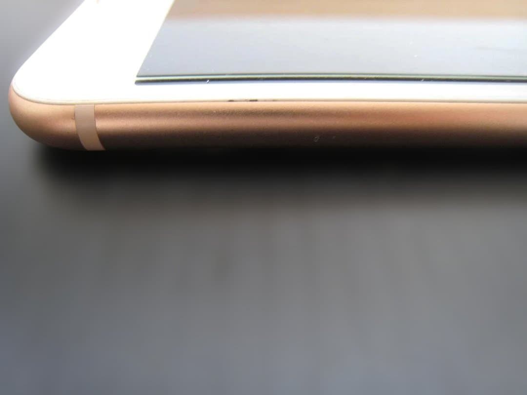 【中古】Apple iPhone 8 ゴールド 64GB