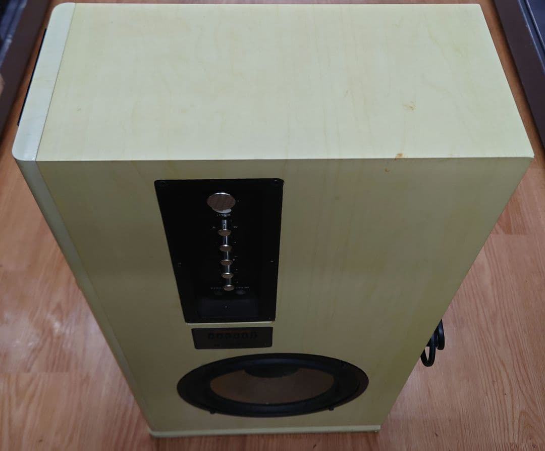 ■fuze ASW2700アンプ内蔵ツインウーファートールボーイスピーカーペア