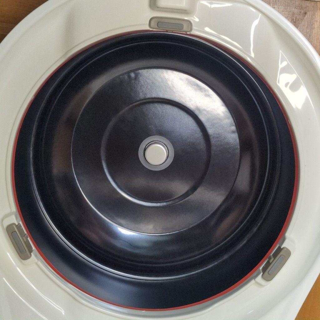 極美品 NJ-BW10F 炊飯器 23年製　三菱　IH　MITSUBISHI　白