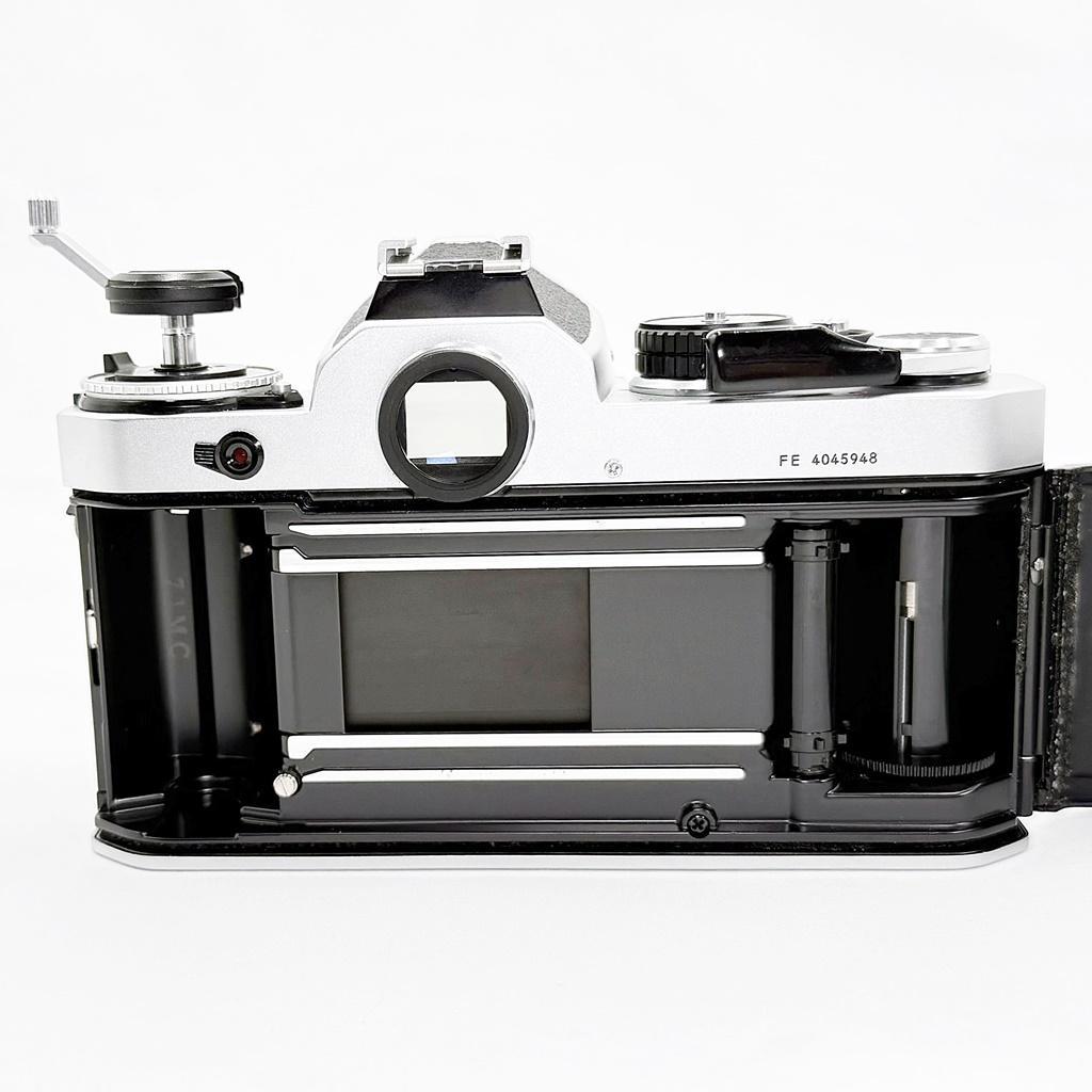 【美品】ニコン Nikon FE ボディ 一眼レフ フィルムカメラ 中古