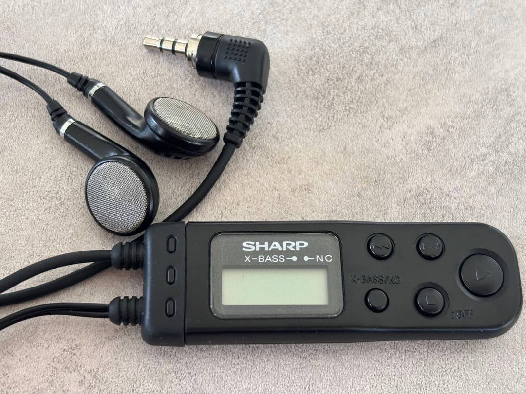 ⭐️希少品　SHARP MDウォークマン MDプレーヤー MD-S10 動作未確認