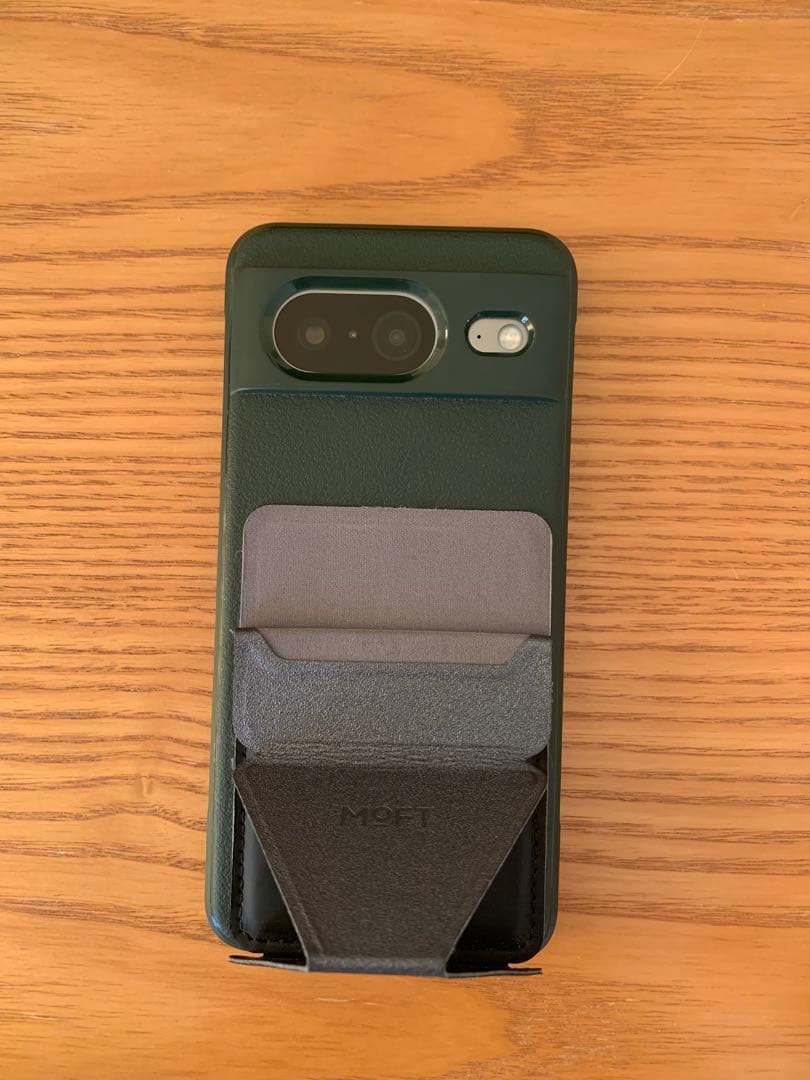 Google Pixel 8 グレー ケース・スタンド付