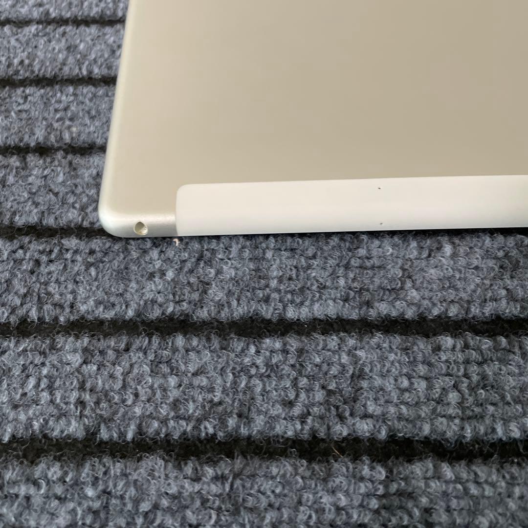91 iPad 8世代 32GB SIMフリー シルバー
