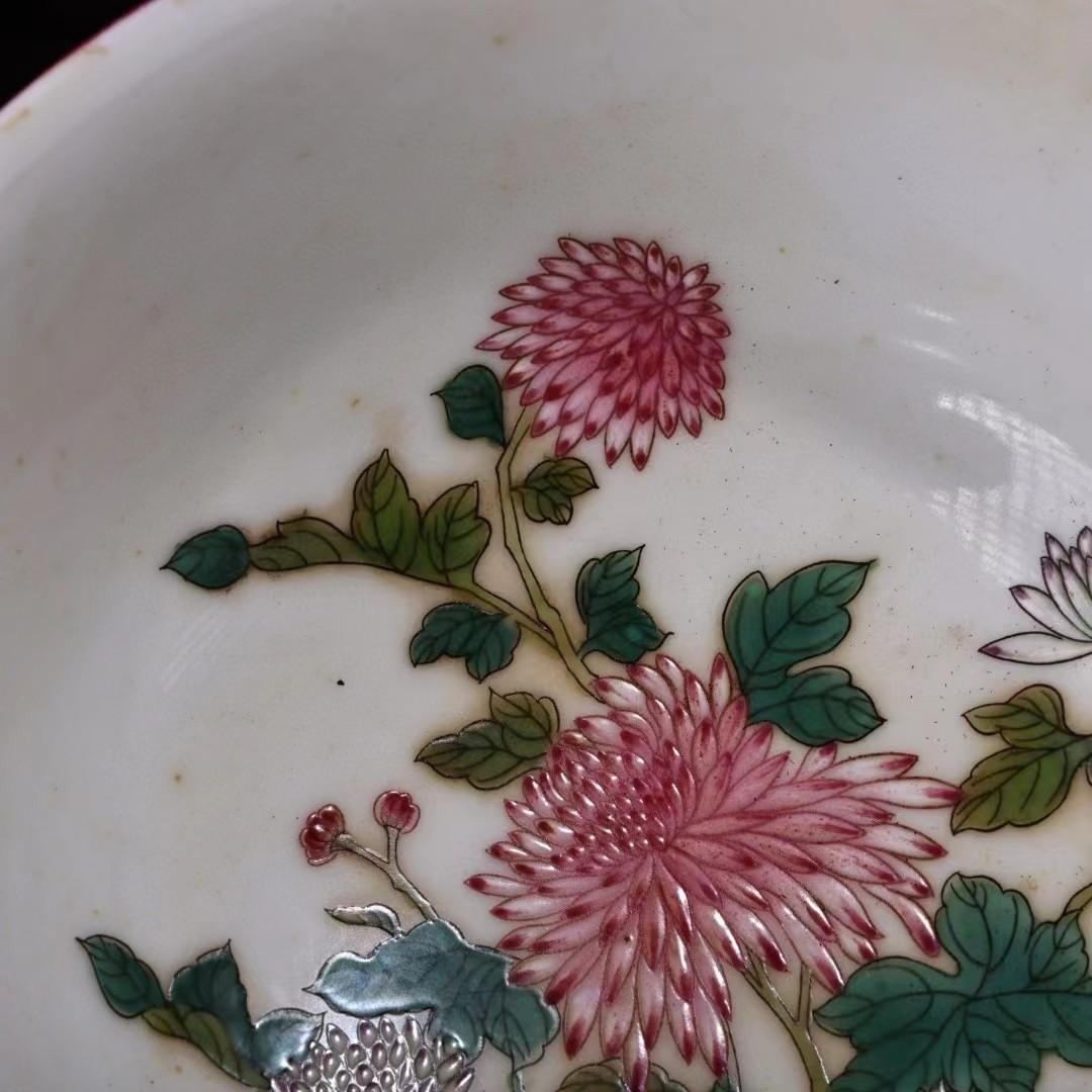 中国古美術・珍蔵粉彩・胭脂紅釉の碗・陶磁器・置物・純手描き・彩絵箱付き・茶道具