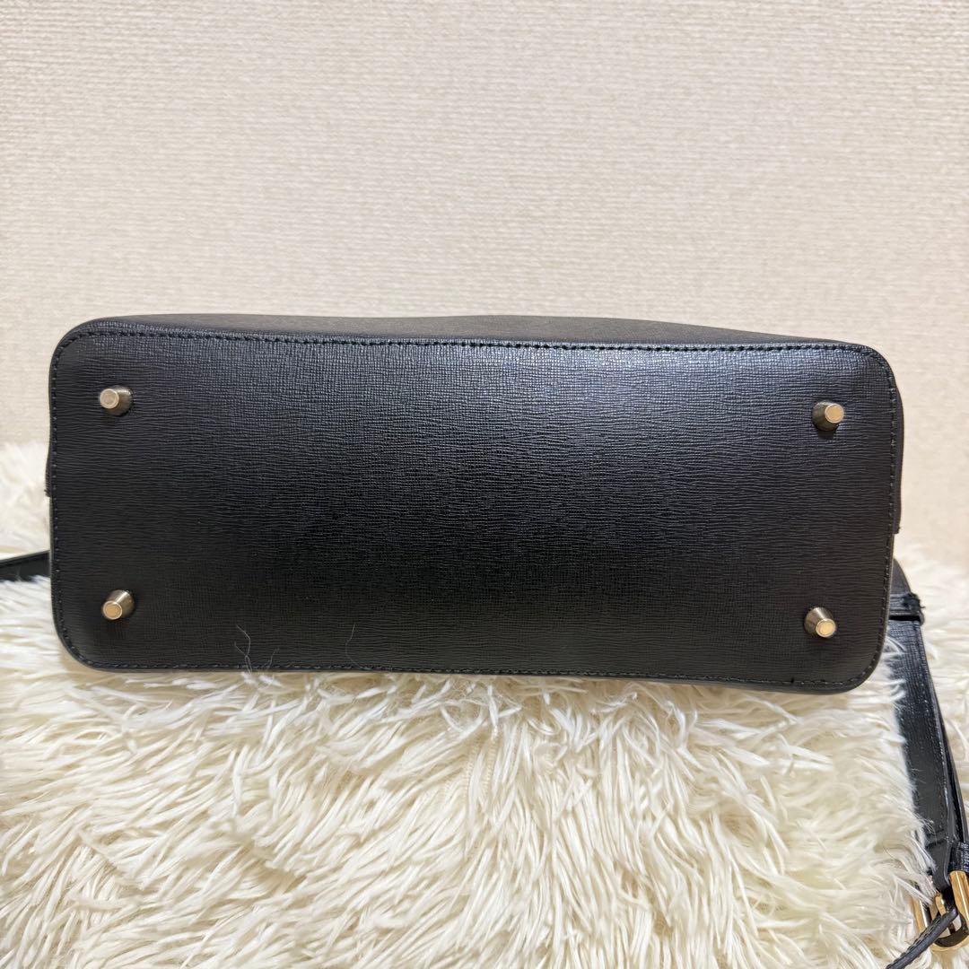 【極美品】FURLA　フルラ　ハンドバッグ　テッサ　ブラック　サフィアーノ