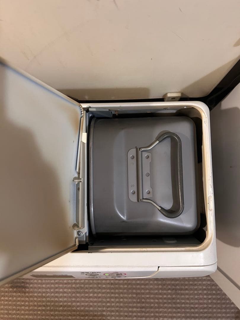 CORONA　石油ファンヒーター FH-G5719BY　2019年製　ホワイト