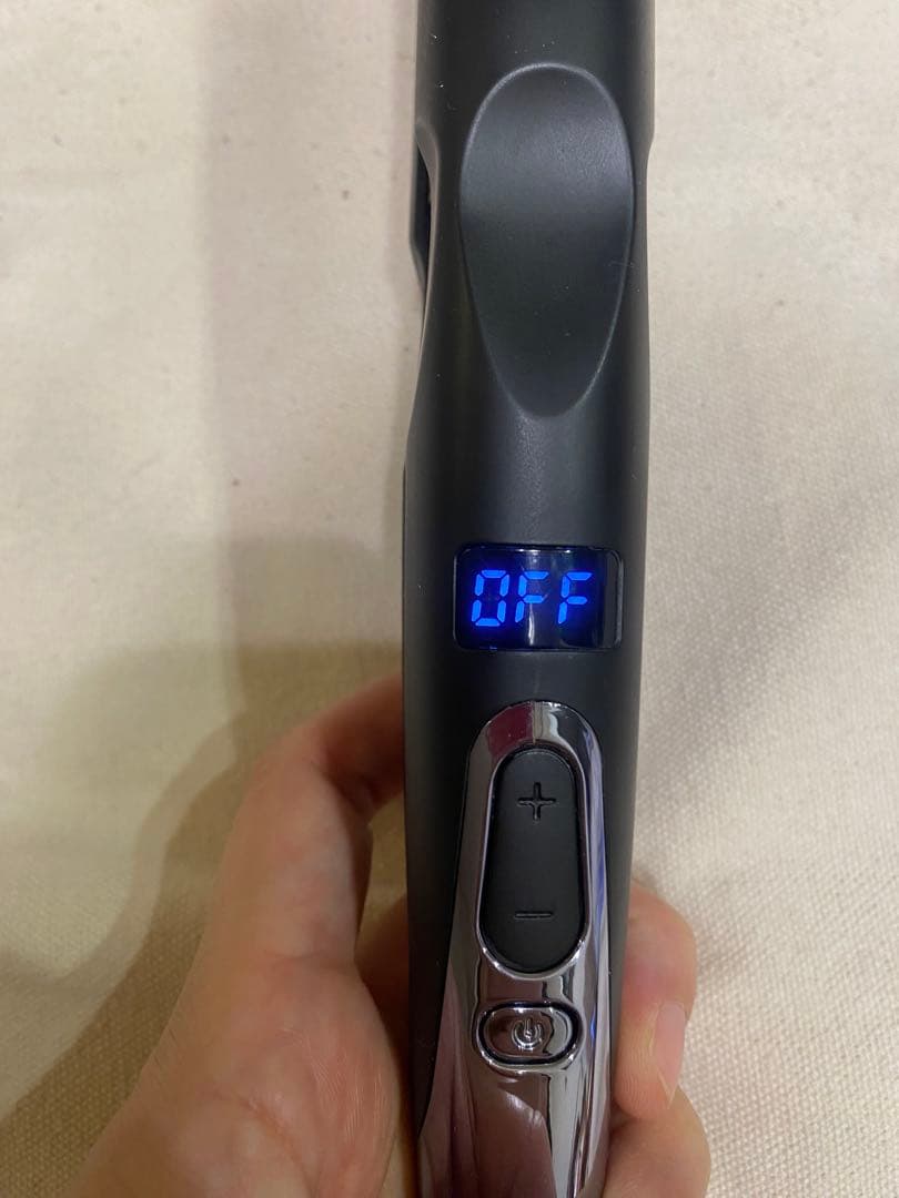 【美品】【値下げ】KINUJO PRO ストレートヘアアイロン ブラック