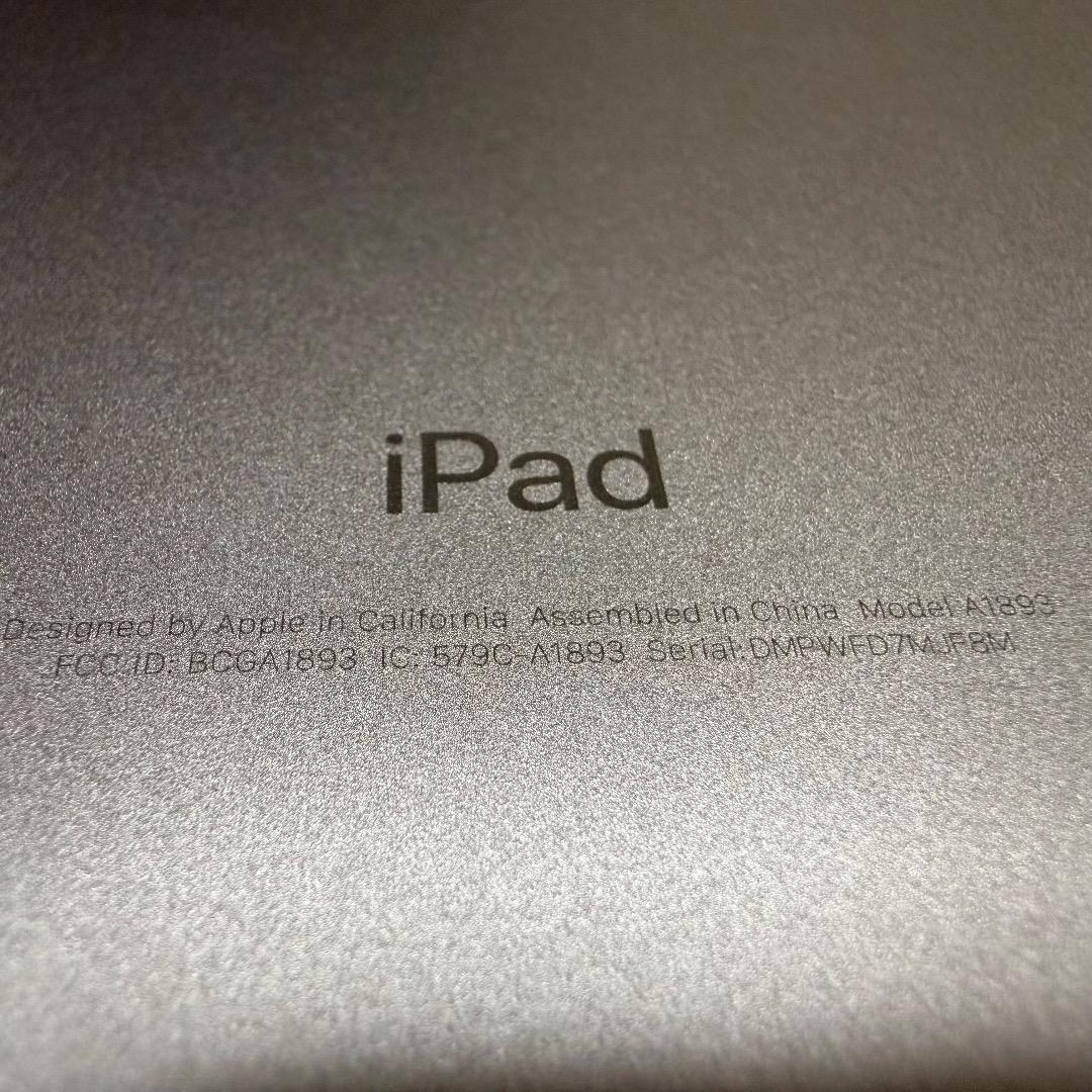 iPad (第6世代) Wi-Fiモデル 128GB スペースグレイ