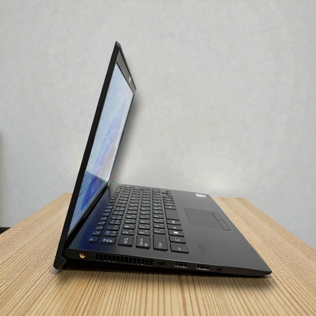 y71美品＊第10世代 ＊入門機＊軽量＊VAIOPro PK 14型＊ノートPC