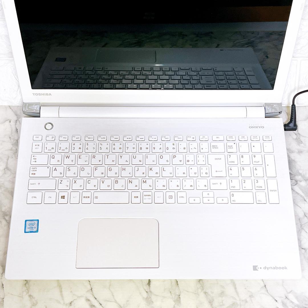 美品✨Windows11✨新品爆速SSD薄型ノートパソコン白✨カメラ・オフィス付