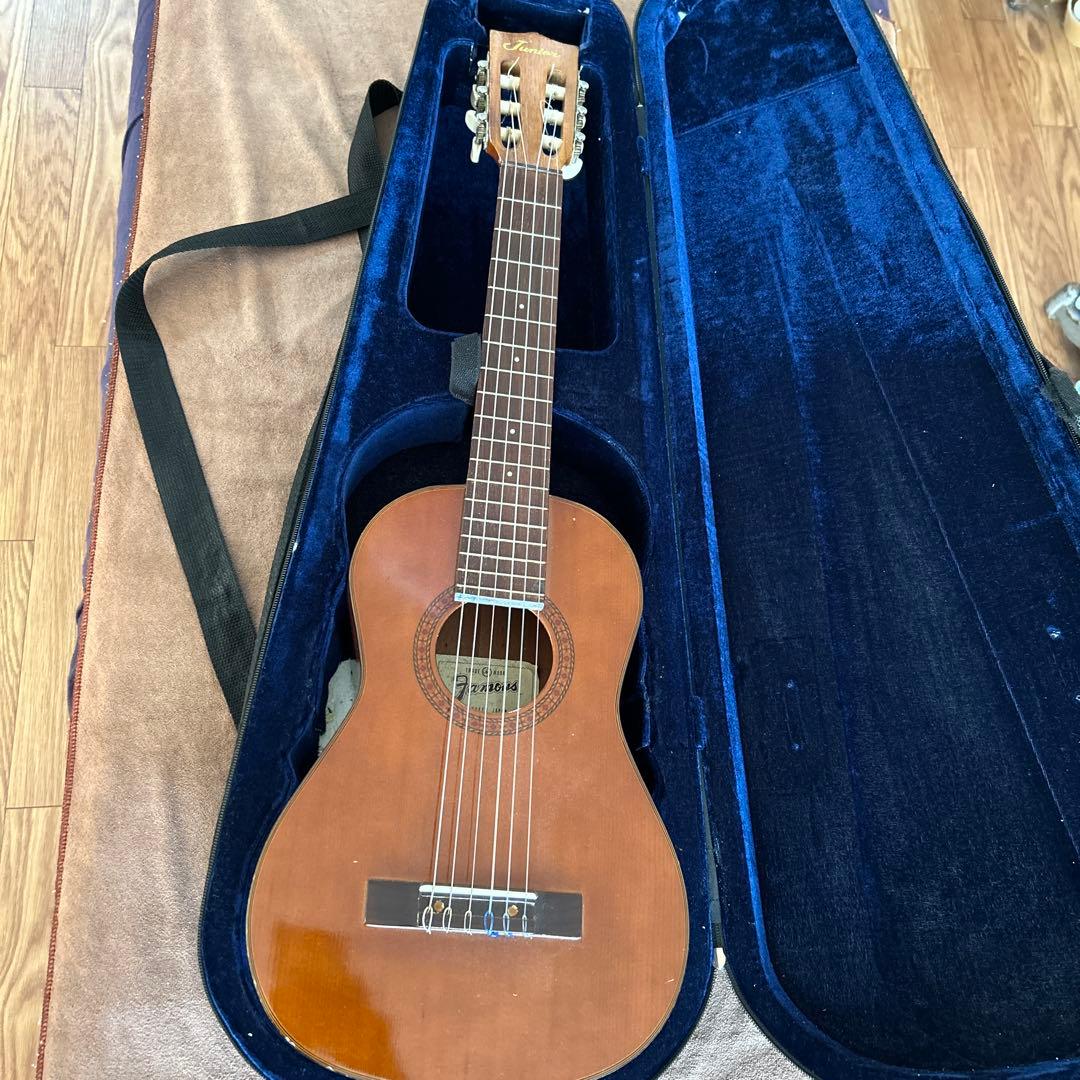 Famous Juniorギター　希少